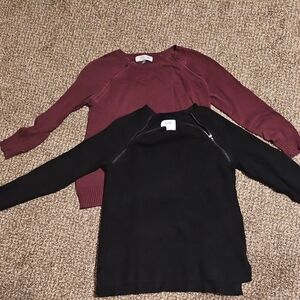 Old Navy Women's Black and Burgundy Nursing/Maternity Sweater Duo
